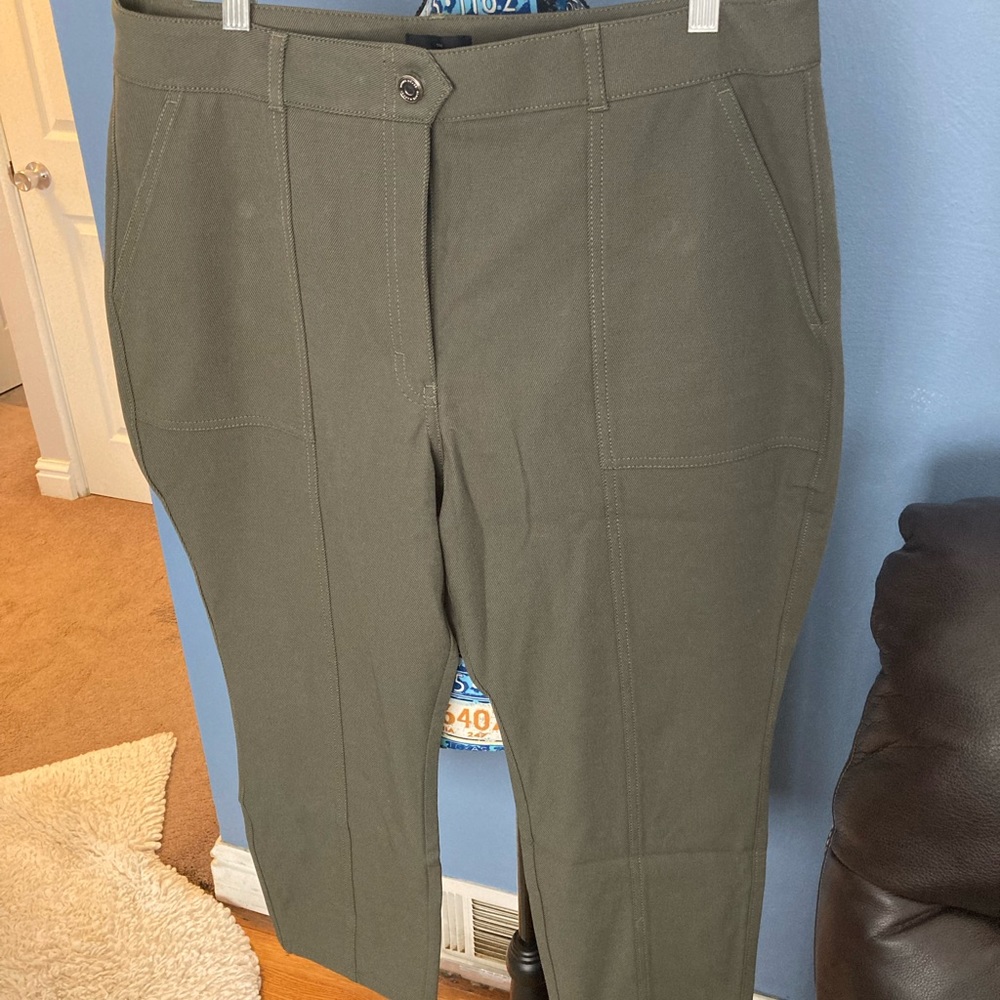 White House Black Market Twill Cargo Slim Ankle Pants